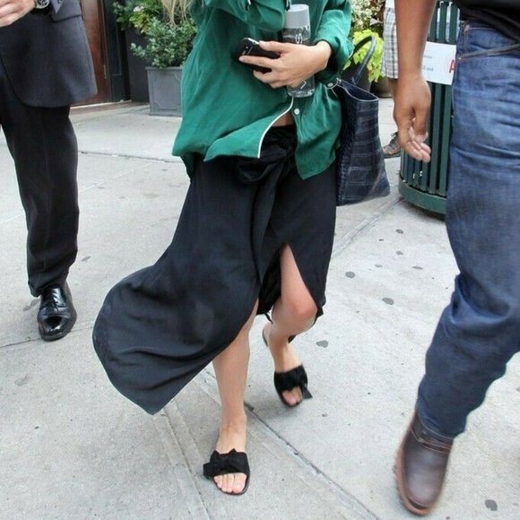 J.CREW Abbie black satin bow slide 6.5 - Picture 4 of 4